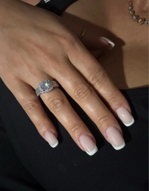 Diamentowy pierscionek Magnet